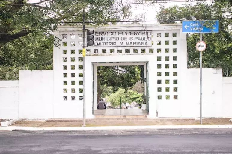 SP: cerca de 200 objetos são furtados do cemitério da Vila Mariana; dupla é presa