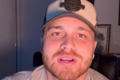 Viciado em pornografia, influenciador Gustavo Tubarão relata recaída e alerta: 'Faz mal'