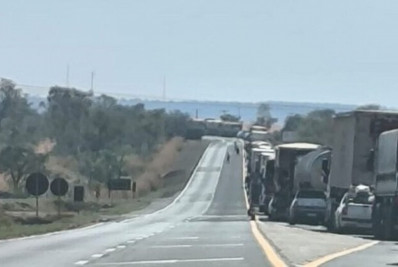 Trecho de rodovia atingida por rompimento de barragem desaba no MS