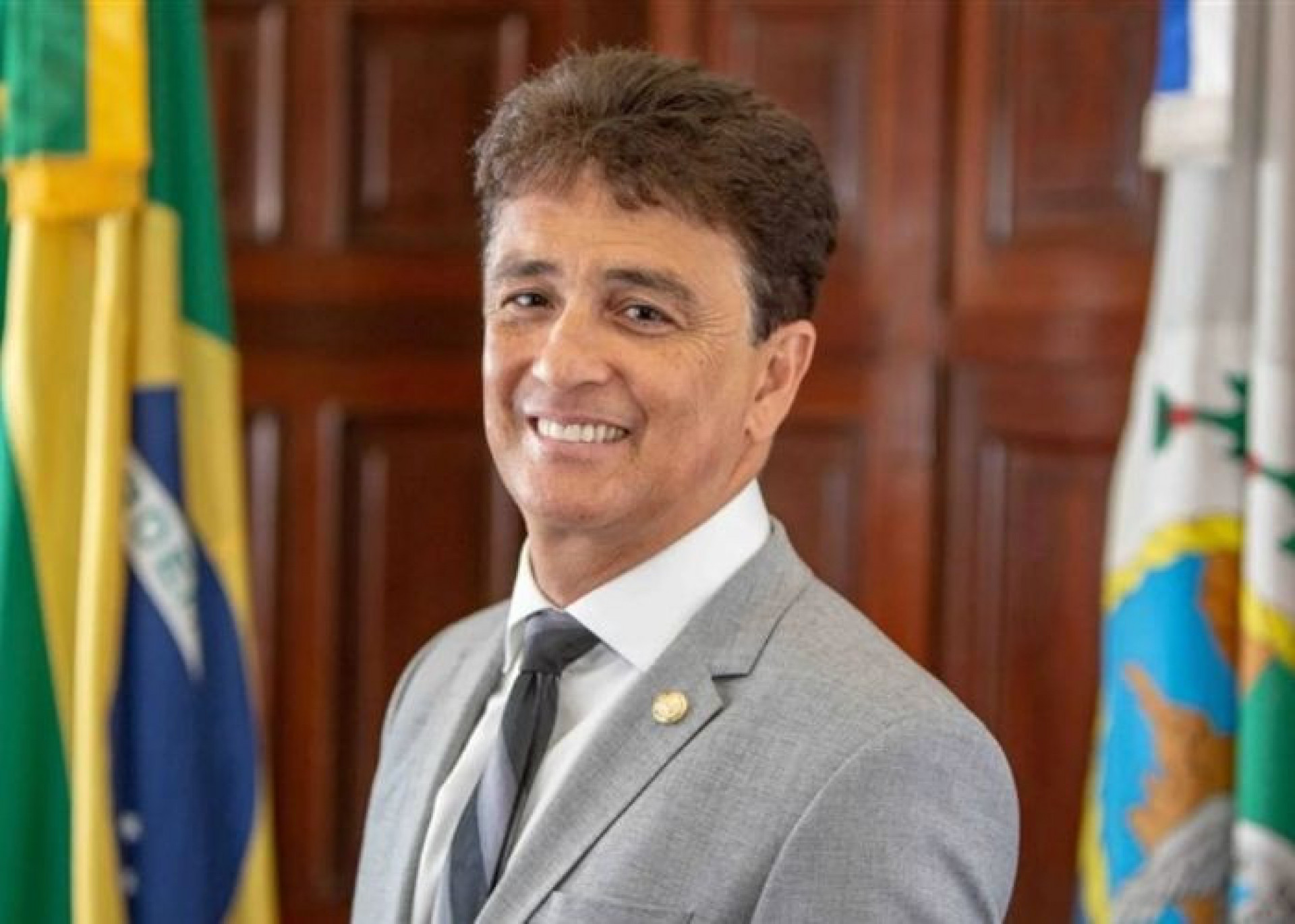 Bebeto - Tetracampeão mundial pela Seleção Brasileira em 1994, o ex-atacante tem vasto currículo eleitoral, tendo concorrido a deputado estadual em 2010, 2014 e 2018, além de tentar uma vaga como deputado federal em 2022. Filiado ao PSD, ele declarou um patrimônio de mais de R$ 6 milhões e pela primeira vez tenta o cargo de vereador - Reprodução / Alerj