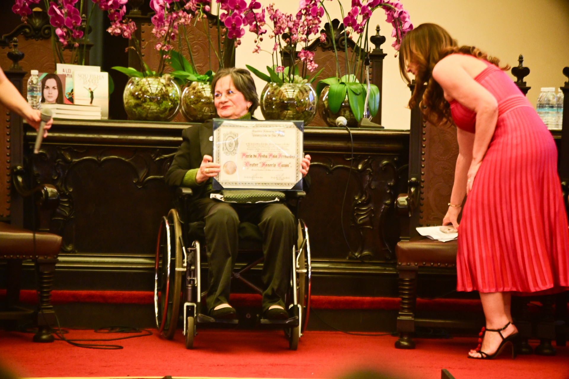 Maria da Penha recebeu o título de doutora honoris causa.
 - Leo Franco/ Agnews