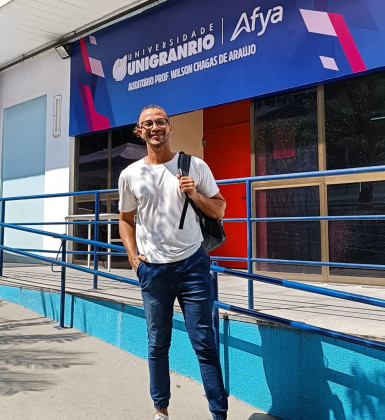 Maycon Virgilino, aluno e embaixador do curso de Psicologia da Unigranrio Afya  - Divulga&ccedil;&atilde;o