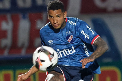 Hospital divulga piora no quadro de zagueiro do Nacional: 'Aumento da pressão intracraniana'