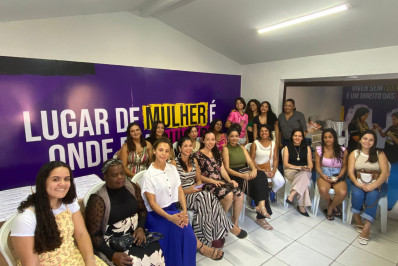 Secretaria da Mulher de Búzios realiza formatura de mulheres em Curso de Alongamento de Unhas