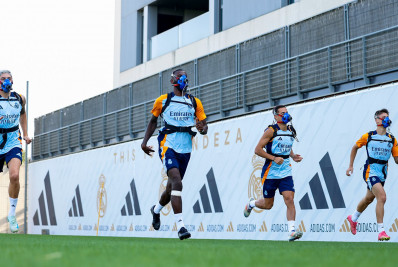 Real Madrid usa máscaras em teste físico para encarar calendário recorde de jogos