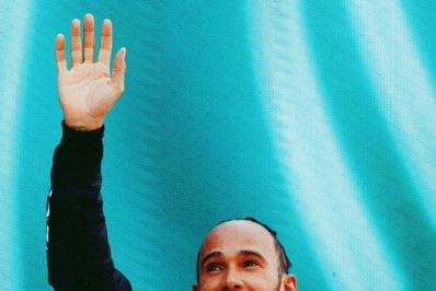 Hamilton comemora possível retorno da Fórmula 1 à África