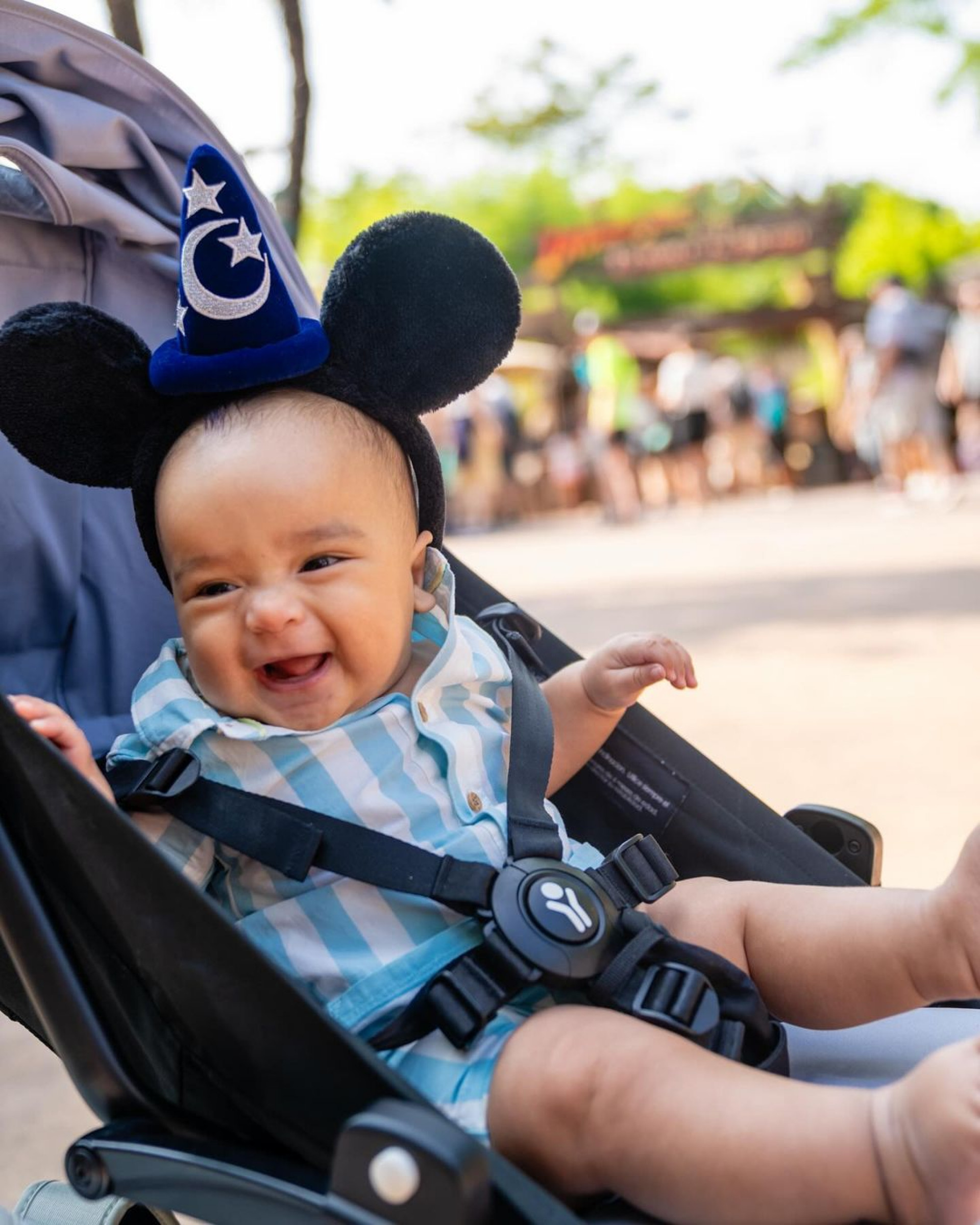 João Gomes e Ary Mirelle encantam ao levarem filho na Disney pela primeira vez


 - Reprodução / Instagram 