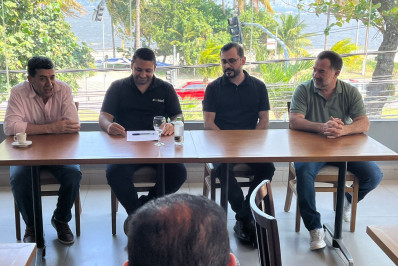 Abrasel Leste Fluminense RJ faz cerimônia de posse do Conselho