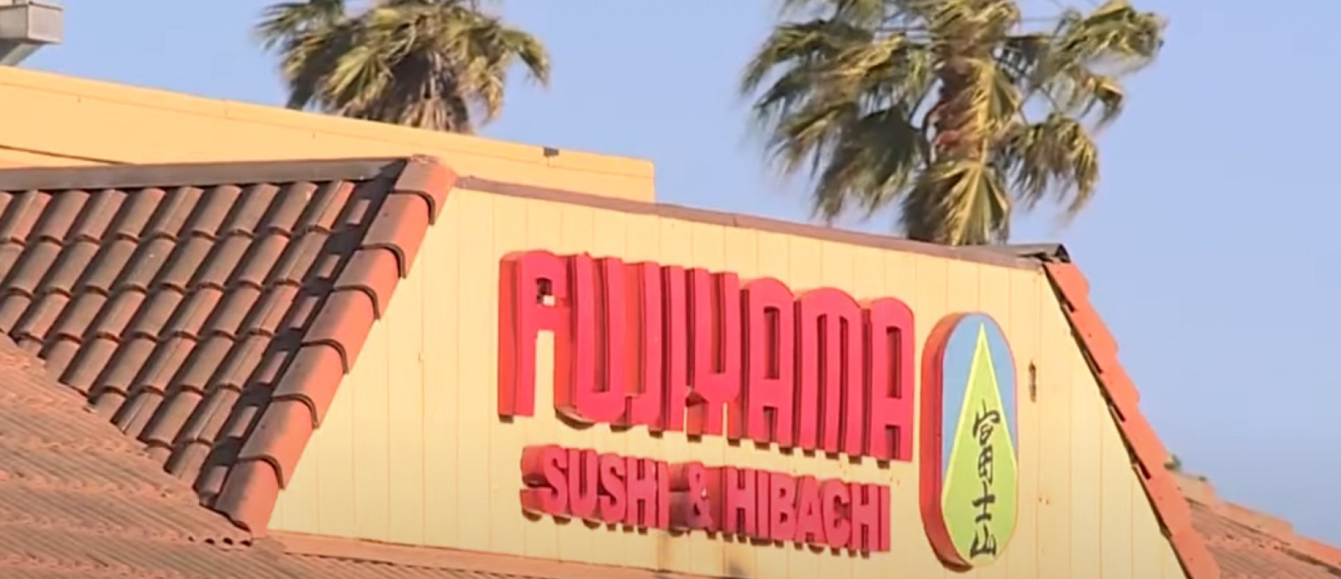 Situação aconteceu em um restaurante japonês no estado da Califórnia - Reprodução / KSBW 8