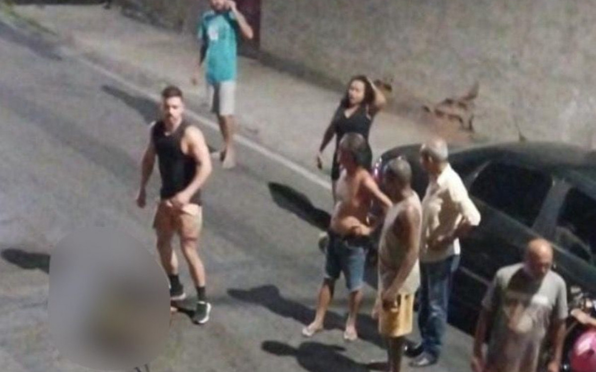 Local onde vítima foi atingida: bombeiros encaminharam o motorista ao hospital, mas ele não resistiu