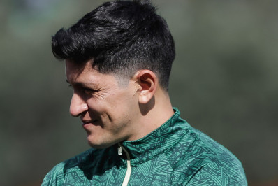 Germán Cano treina com elenco do Fluminense e volta está próxima