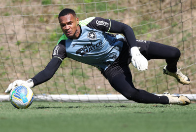 John nega que 'trauma' de 2023 tenha sido lembrado por jogadores em classificação do Botafogo