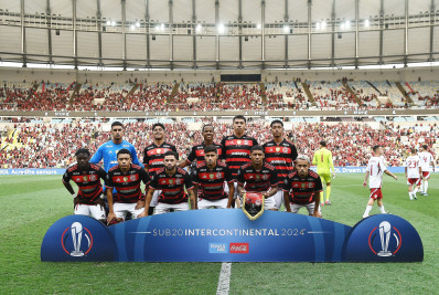 Com gol nos acréscimos, Flamengo conquista o Intercontinental sub-20