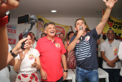 Fabiano Horta participa de inauguração do comitê da campanha de Dimas Gadelha