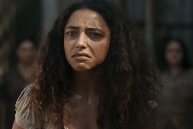 Alice Carvalho recebe elogios por cenas de 'Renascer'