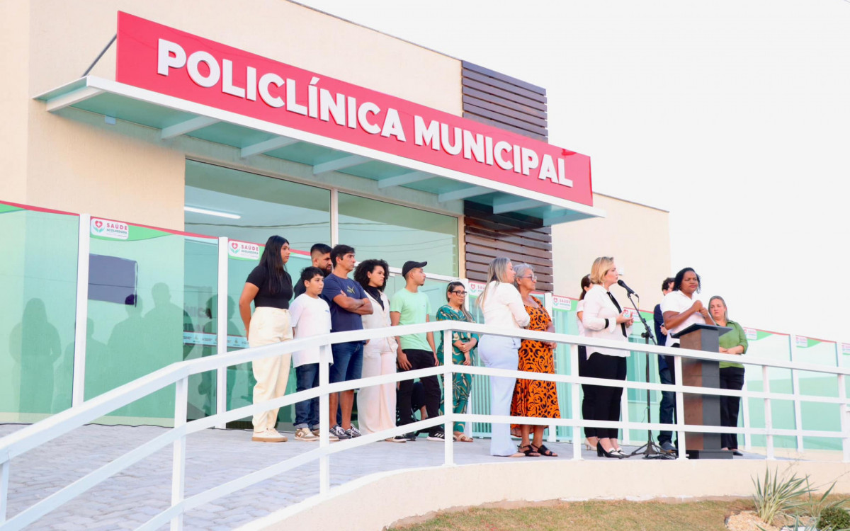 A unidade conta com 283,47m² de área construída e inclui recepção, banheiros com acessibilidade, dois consultórios, pediatria, sala de reunião, sala de vacina, sala de curativos e sala de atendimento à saúde da mulher