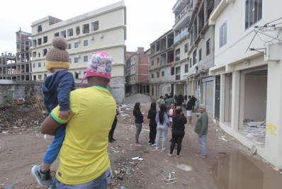 Moradores denunciam paralisação de escolas e clínicas após oito dias de operação na Maré