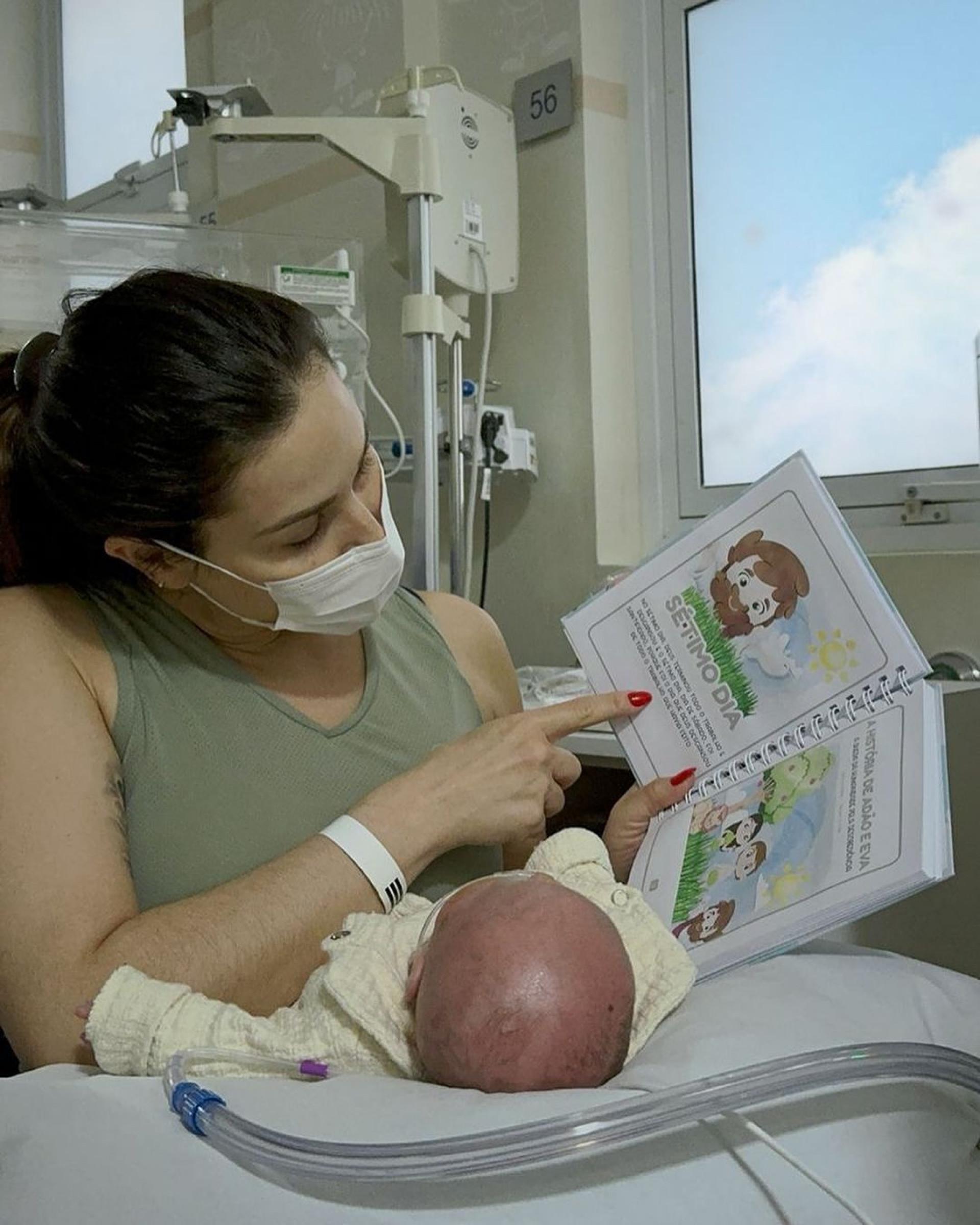 Nadja Haddad com o filho Jos&eacute;