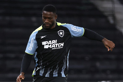 Zagueiro do Botafogo é convocado para defender seleção nas Eliminatórias