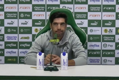 Por gesto obsceno, Abel Ferreira pega dois jogos de suspensão