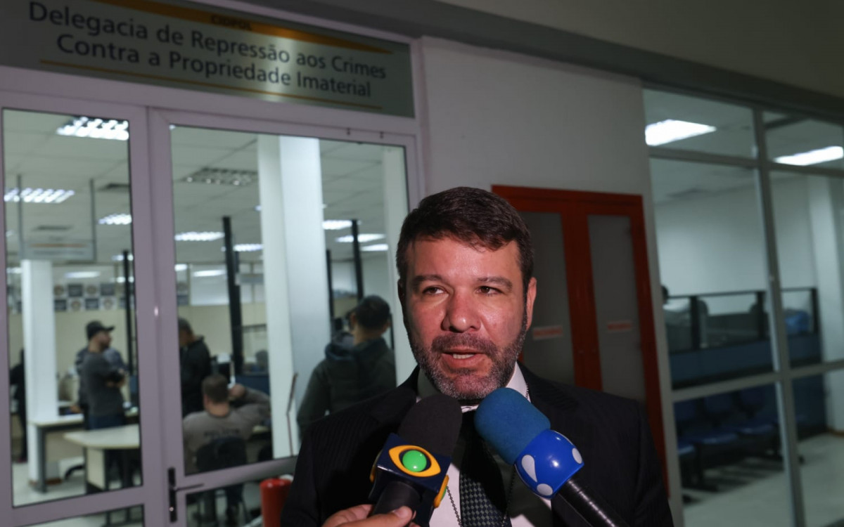 Delegado Pedro Brasil, responsável pela investigação sobre fraude em máquinas de pelúcia - Renan Areias/Agência O DIA