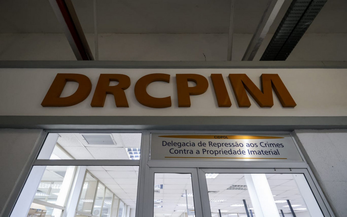 Delegacia de Repressão aos Crimes Contra a Propriedade Imaterial (DRCPIM), responsável pelo caso