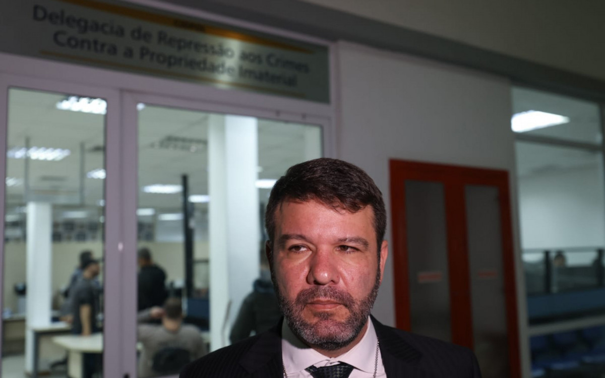 Delegado Pedro Brasil, responsável pela investigação sobre fraude em máquinas de pelúcia - Renan Areias/Agência O DIA