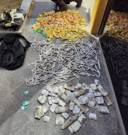 Operações da PM em Araruama resultam na apreensão de grande quantidade de drogas