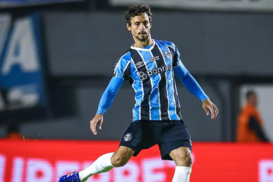 Ídolo do Flamengo, Rodrigo Caio é titular em jogo do sub-20 do Grêmio para manter ritmo