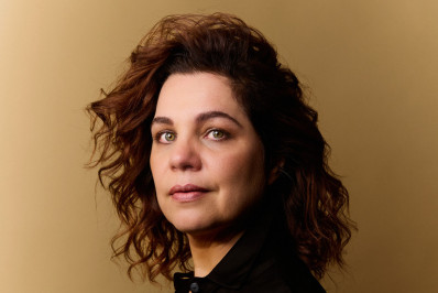 Isabel Teixeira leva ao palco último texto de Jandira Martini: 'Inspira a gente' 