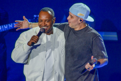 Bruno Diegues, ex-vocalista do Jeito Moleque, grava DVD com participações de Thiaguinho e Dilsinho