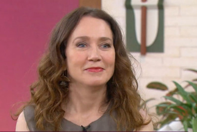 Camila Morgado revela detalhes do que acontece com Egídio em 'Renascer'