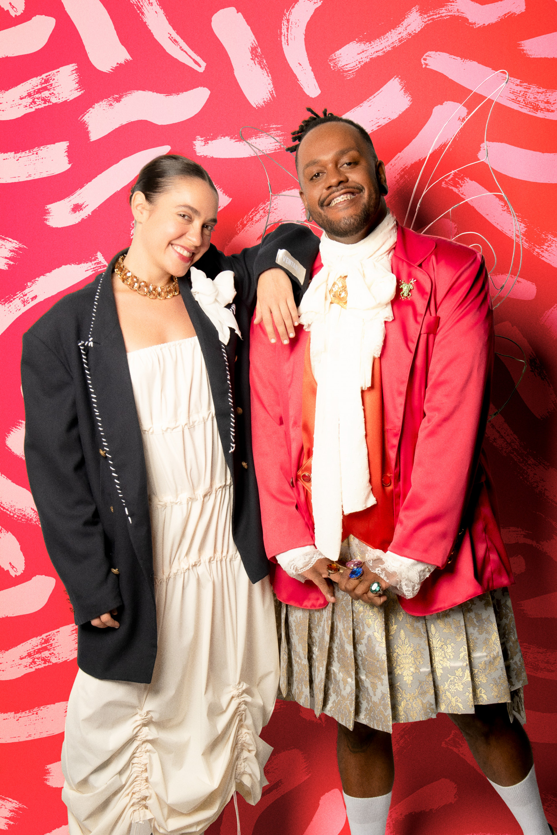 Valentina Bandeira e Fabão apresentam a nova temporada do 'Beija Sapo' - Divulgação