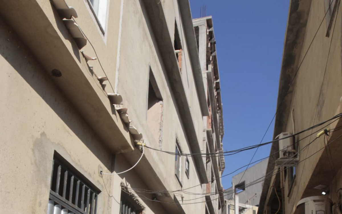 Demolição de prédios no Complexo da Maré continua pelo 12º dia nesta sexta-feira - Reginaldo Pimenta/Agência O DIA