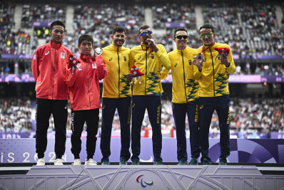 Brasileiro bate recorde nos 5000m e conquista primeiro ouro do atletismo nas Paralimpíadas