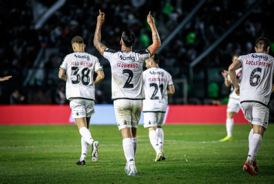 Vasco ainda busca corrigir problema, mas evidencia força em sequência de jogos
