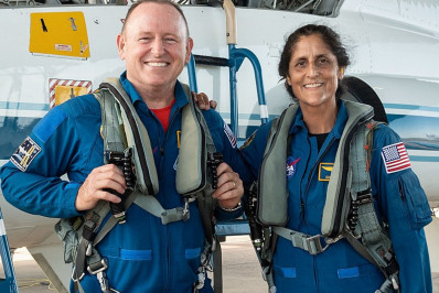 Quem são os astronautas presos no espaço?