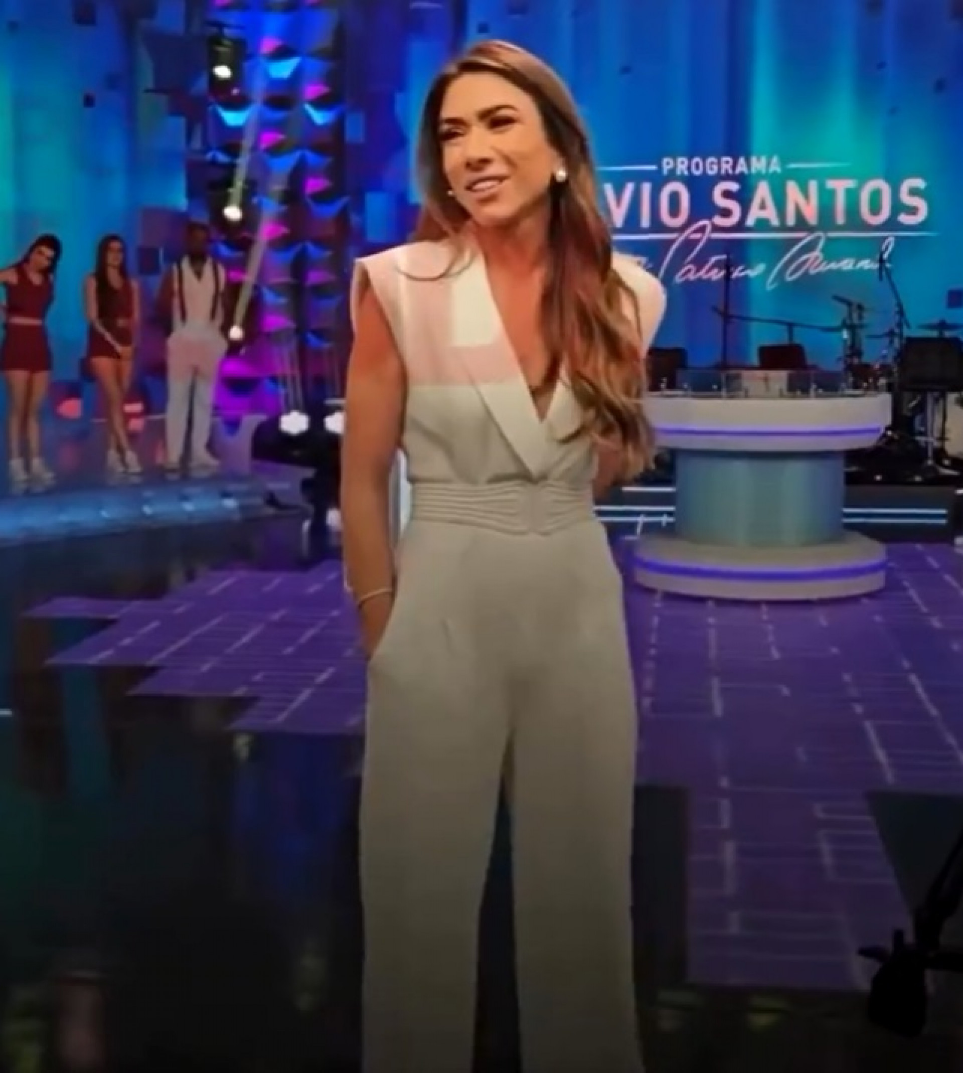 Patricia Abravanel retorna aos palcos após morte do pai - Reprodução de vídeo