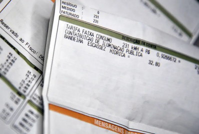 Bandeira tarifária permanece vermelha patamar 1 em julho, anuncia Aneel