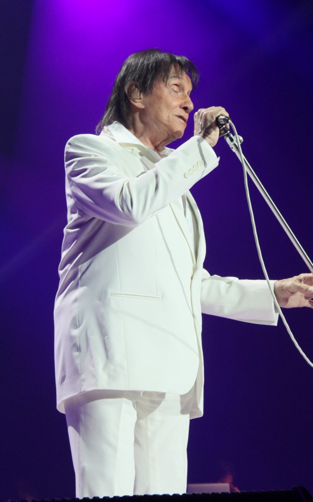 Roberto Carlos durante show, neste s&aacute;bado (31), na Barra da Tijuca, Zona Oeste do Rio - Gra&ccedil;a Paes / Zapp News