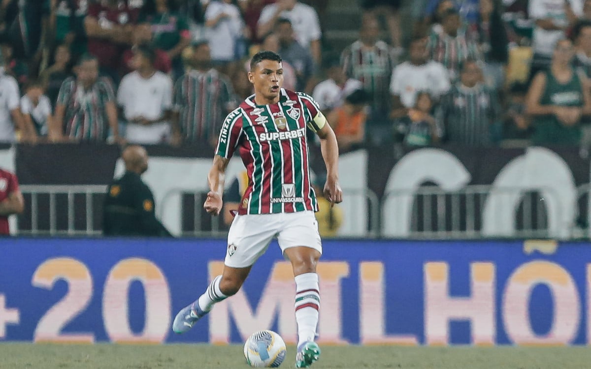 Thiago Silva em a&ccedil;&atilde;o em Fluminense x S&atilde;o Paulo - Lucas Mer&ccedil;on / Fluminense 