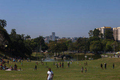 Passagem de frente fria pelo mar deve influenciar o tempo no início da primeira semana de setembro
