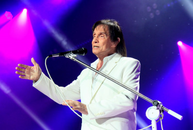 Roberto Carlos adia show devido a problema de saúde e preocupa fãs