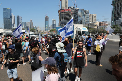 Israel tem greve geral para exigir acordo sobre reféns
