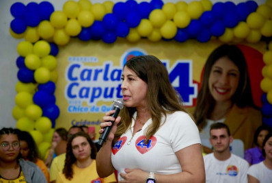 Carla Caputi: 