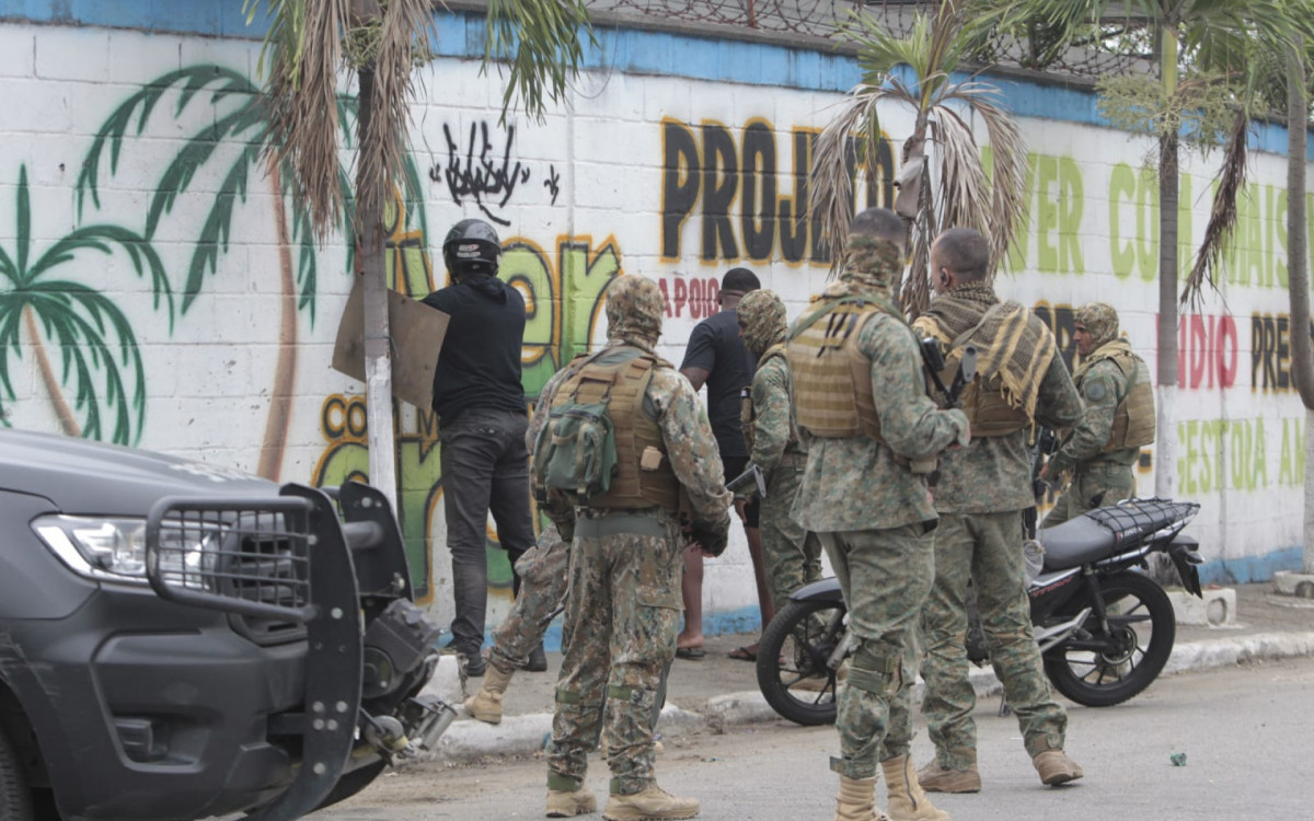 Bope atua em operação no Complexo da Maré, na Zona Norte - Reginaldo Pimenta/Agência O DIA