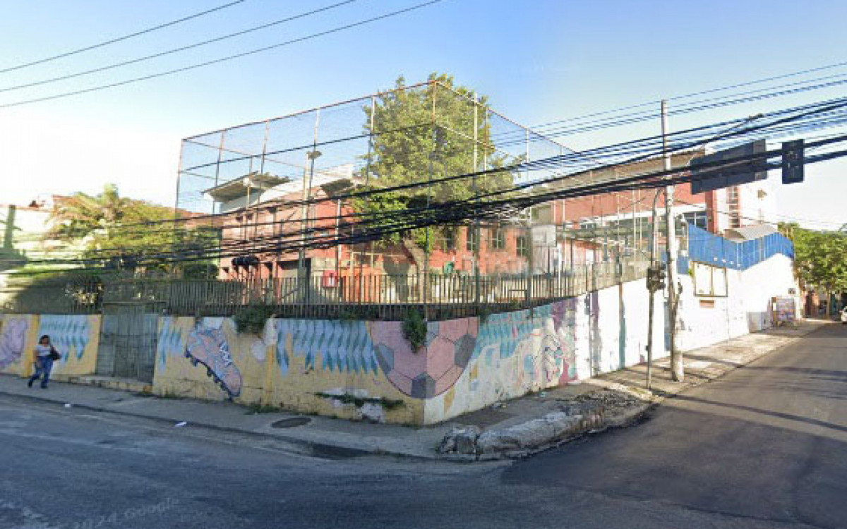 Fachada da unidade do Sesc do Engenho de Dentro, na Avenida Amaro Cavalcanti - Reprodu&ccedil;&atilde;o / Google Street View