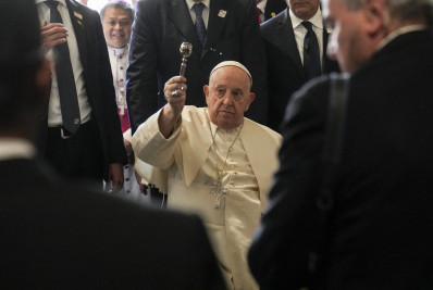 Papa Francisco faz apelo na Indonésia por luta contra o 'extremismo e a intolerância'