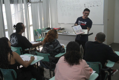 Aulas de curso de grafite teve início na última terça-feira 