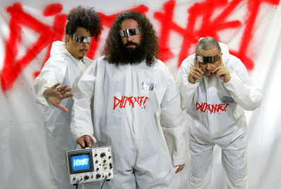 Praça da Cantareira recebe show gratuito do grupo Disstantes